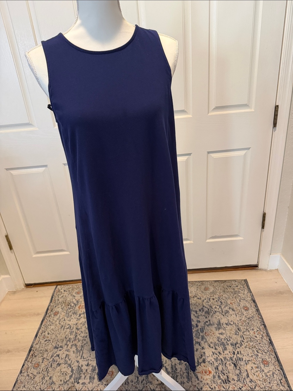 Jones New York Navy Sleeveless Maxi Dress with Ruffled Hem